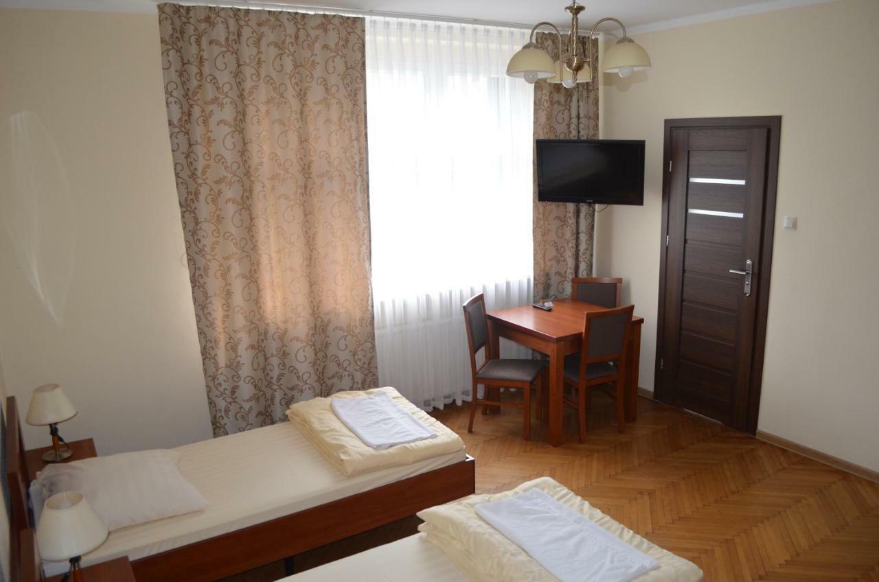 Hostel Gwarek Katowice Extérieur photo