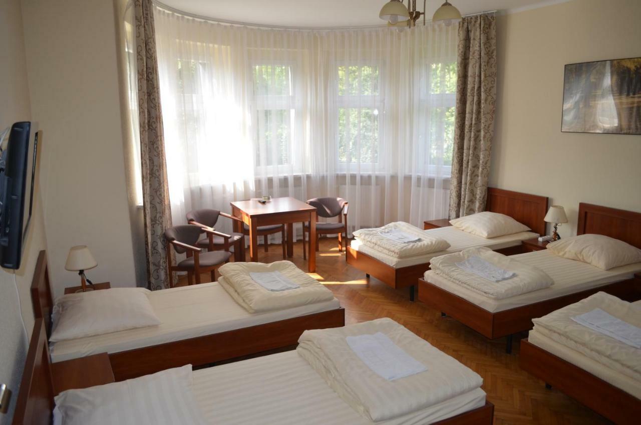 Hostel Gwarek Katowice Extérieur photo