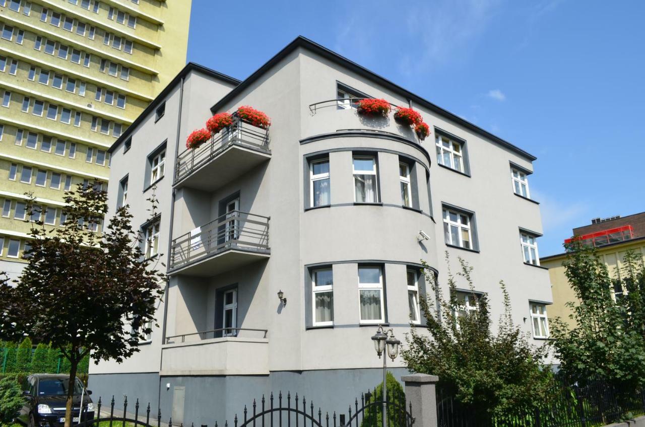 Hostel Gwarek Katowice Extérieur photo