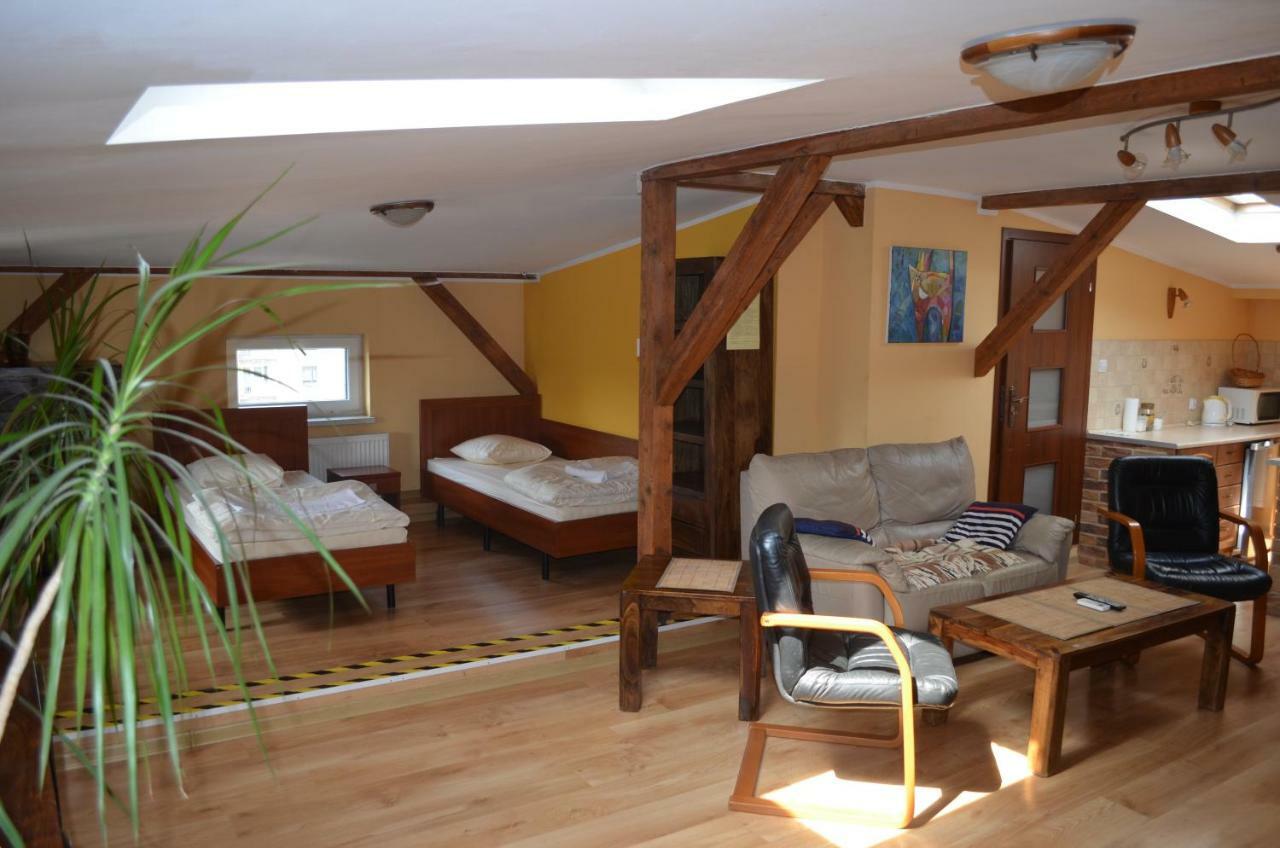 Hostel Gwarek Katowice Extérieur photo